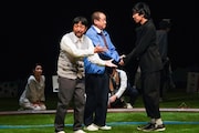 ACM劇場プロデュース公演 / 未来サポートプロジェクトvol.13「海辺の鉄道の話」より。(撮影:刑部アツシ / ロマンティック・フォトスタジオ)