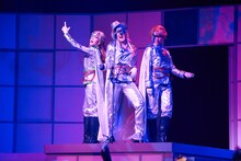 乃木坂46版 ミュージカル「美少女戦士セーラームーン」9月公演より、Team STARのゲネプロの様子。