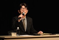 「『猿翁アーカイブにみる三代目市川猿之助の世界』第三回フォーラム～『奥州安達原』にみる古典の新演出～」より。石川耕士。（撮影：桂秀也）