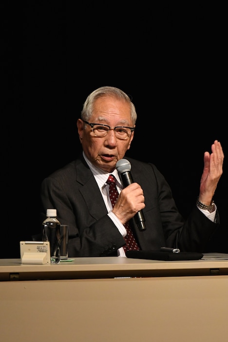 「『猿翁アーカイブにみる三代目市川猿之助の世界』第三回フォーラム～『奥州安達原』にみる古典の新演出～」より。水落潔。（撮影：桂秀也）