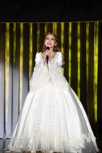 宝塚歌劇雪組「ミュージカル『ファントム』」より、真彩希帆演じるクリスティーヌ。