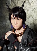 日向野祥扮する篁志季（酒呑童子）。