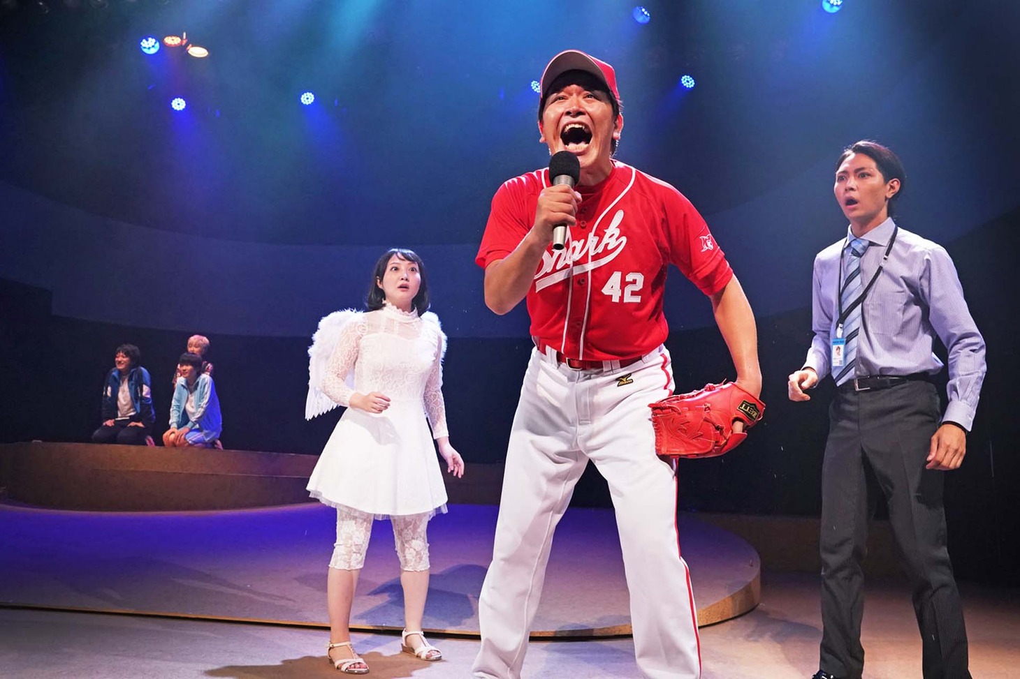 「エンジェルボール」より。（撮影：伊東和則）