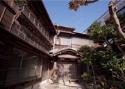 旧平櫛田中邸アトリエの外観。