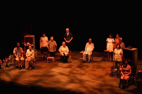 グロウワーズ・ドラマ・グループ「カンポン・チュンプダ（チュンプダの村）」より。（撮影：宮川舞子）