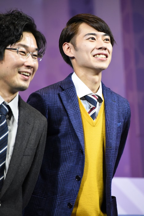 舞台「カレフォン」初日挨拶より。左から山崎樹範、戸塚純貴。