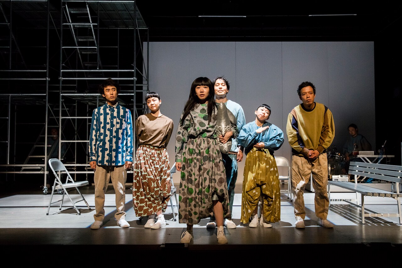 「書を捨てよ」再演開幕に、藤田貴大が感じた「とても大切な、くやしい」