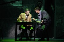 黒澤明没後20年記念作品 ダイワハウスpresents「ミュージカル『生きる』」より。（撮影：引地信彦）