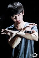 阿部大地扮するポルコ。