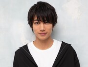 霧隠忠人役の一ノ瀬竜。