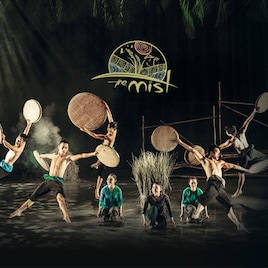 ベトナムの“ヌーボー・シルク”による“米”がテーマのダンス「The Mist」