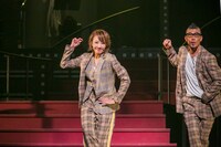 柚希礼音ソロコンサート「REON JACK3」フォトコールより。