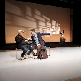 「老いと演劇」OiBokkeShi、高知県立美術館でパフォーマンス