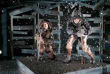 オフィスコットーネプロデュース 大竹野正典没後10年記念公演 第1弾 第16回OMS戯曲賞大賞作品「山の声 ーある登山者の追想」より。