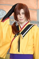 汀紫鶴役の健人。