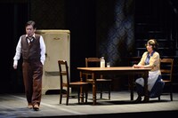 KAAT神奈川芸術劇場プロデュース「セールスマンの死」公開舞台稽古より。