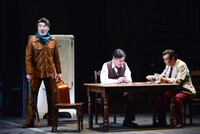 KAAT神奈川芸術劇場プロデュース「セールスマンの死」公開舞台稽古より。