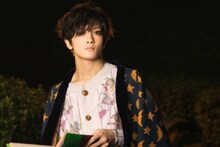 「theater of fairytale」第2弾より、小西成弥。