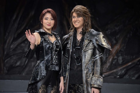 左から長澤まさみ、浦井健治。