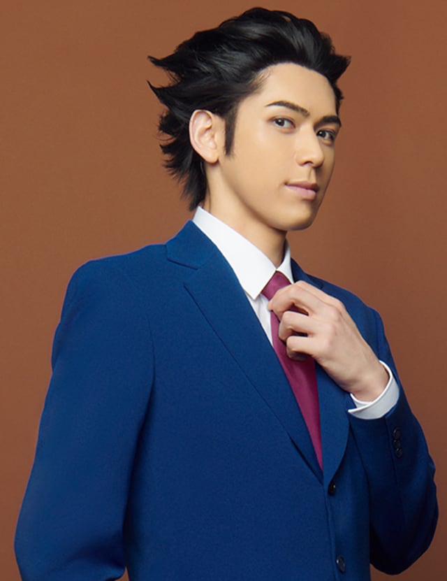 加藤将扮する成歩堂龍一。