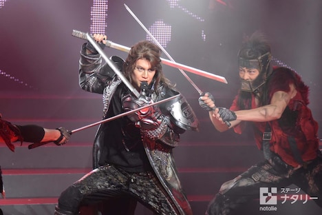 ONWARD presents「新感線☆RS『メタルマクベス』disc3 Produced by TBS」ゲネプロより。