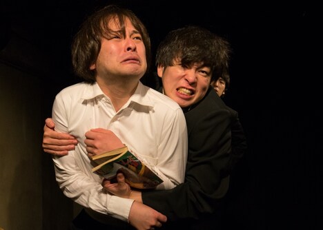 くちびるの会「くちびるの展会」ゲネプロより。(撮影:林亮太)