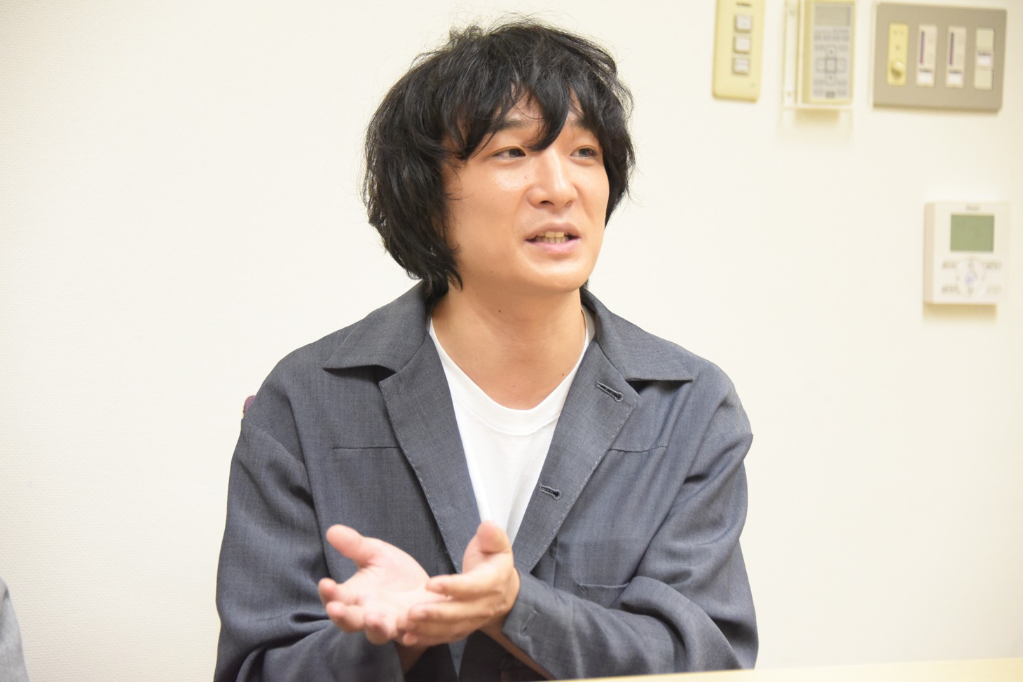 石崎ひゅーい