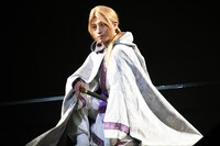 陳内将演じるスウォン。