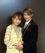 左から舞美りら、楊琳。