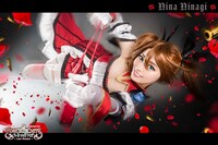 藤本結衣演じるニーナ・蜷木。