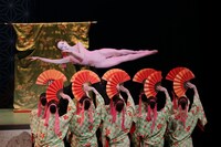 東京バレエ団「ザ・カブキ」過去公演より。（photo:Kiyonori Hasegawa）