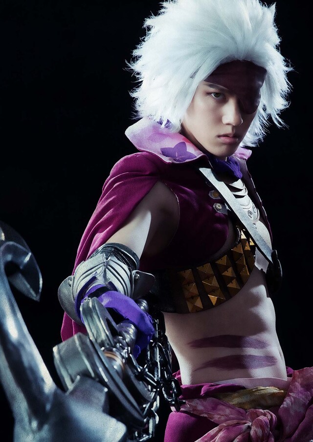 白又敦扮する長曾我部元親。