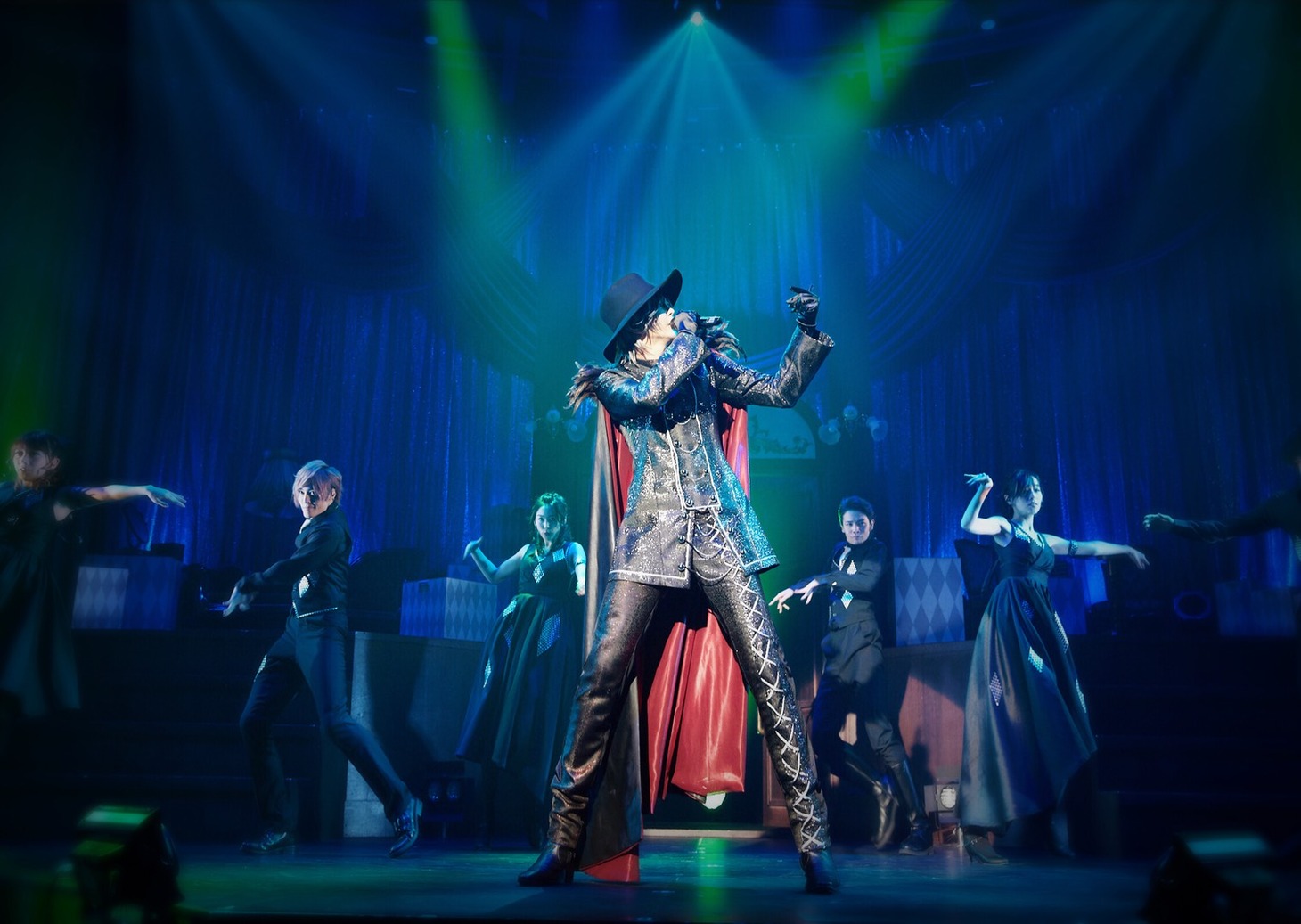 LIVE THEATER「Royal Scandal～秘恋の歌姫（ディーヴァ）」より。（撮影：鬼澤礼門）