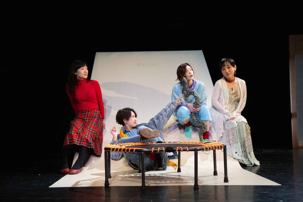 範宙遊泳「#禁じられたた遊び」開幕、山本卓卓「16人の出演者がそれぞれ16色」