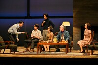 Bunkamura30周年記念 シアターコクーン・オンレパートリー2018 DISCOVER WORLD THEATRE Vol.4「民衆の敵」より。（撮影：細野晋司）