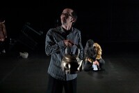 第17回AAF戯曲賞受賞記念公演「シティIII」より。（提供：愛知県芸術劇場 / 撮影：前谷開）