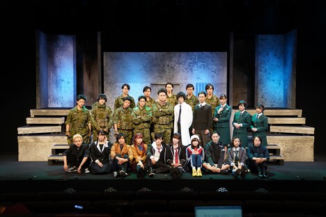 舞台「君死ニタマフ事ナカレ 零_改」の出演者。