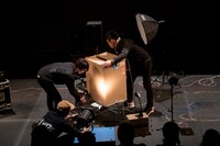 過去作「増幅する部屋」より。