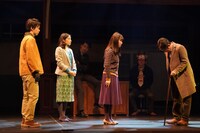 キャラメルボックス2018クリスマスツアー「リトル・ドラマー・ボーイ」より。（撮影：伊東和則）