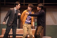 キャラメルボックス2018クリスマスツアー「リトル・ドラマー・ボーイ」より。（撮影：伊東和則）