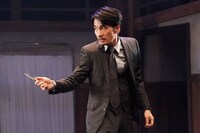 キャラメルボックス2018クリスマスツアー「リトル・ドラマー・ボーイ」より。（撮影：伊東和則）