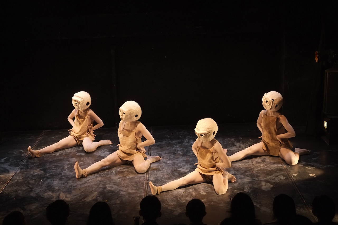 大駱駝艦の鉾久奈緒美が奈良で上演、舞踏公演「阿修羅」