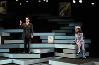 文学座12月アトリエの会「ジョー・エッグ」より。（撮影：宮川舞子）