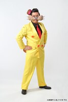 堀靖明扮するココロのボス。