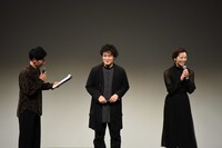 左から鬼頭真也、末満健一、壮一帆。