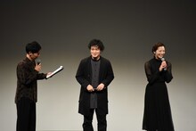 左から鬼頭真也、末満健一、壮一帆。