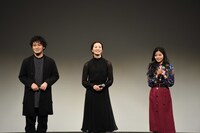 ミュージカル「マリーゴールド」DVD発売記念イベントより。左から末満健一、壮一帆、田村芽実。