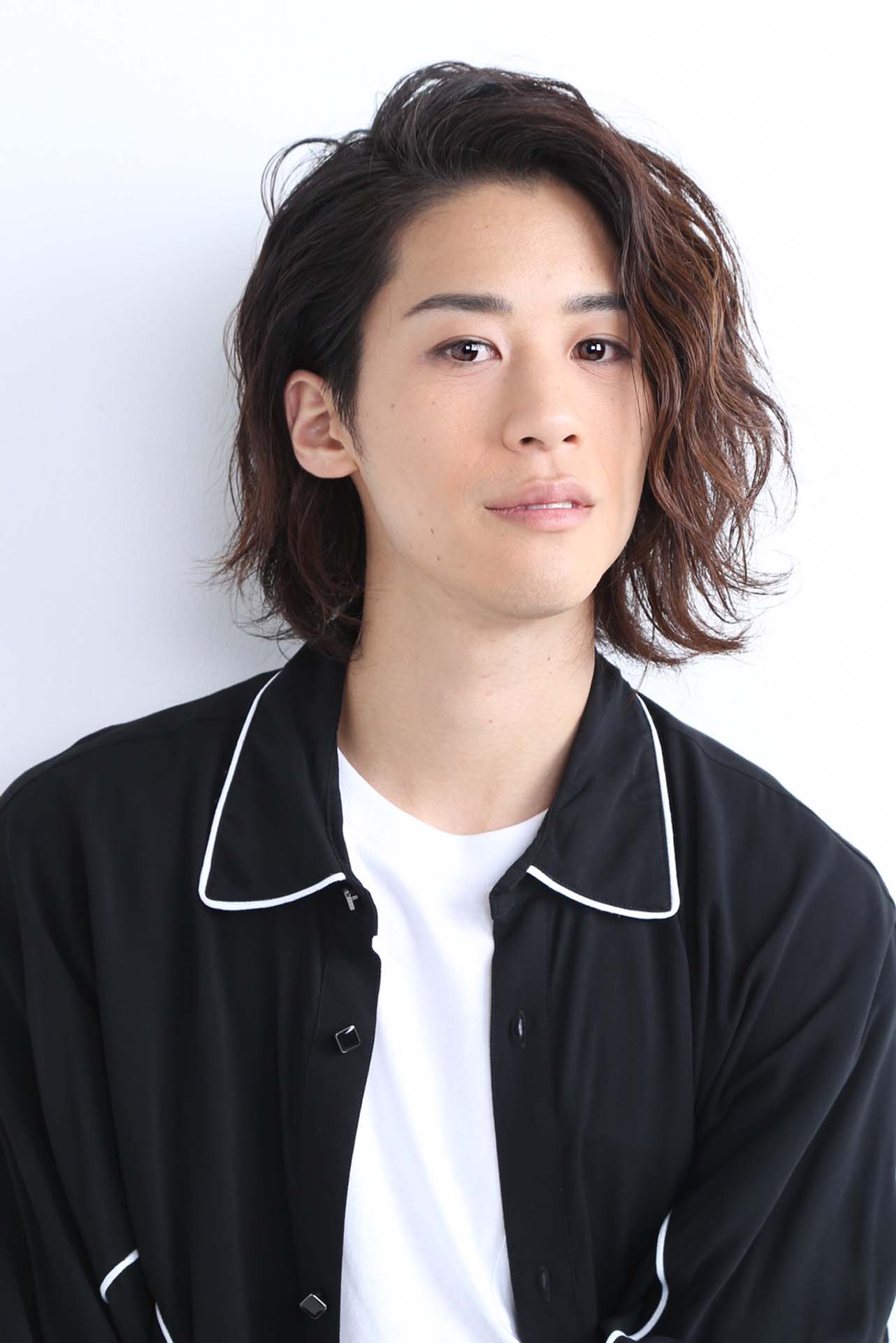 石田隼