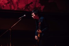 地点「グッド・バイ」より。（撮影：片山達貴）