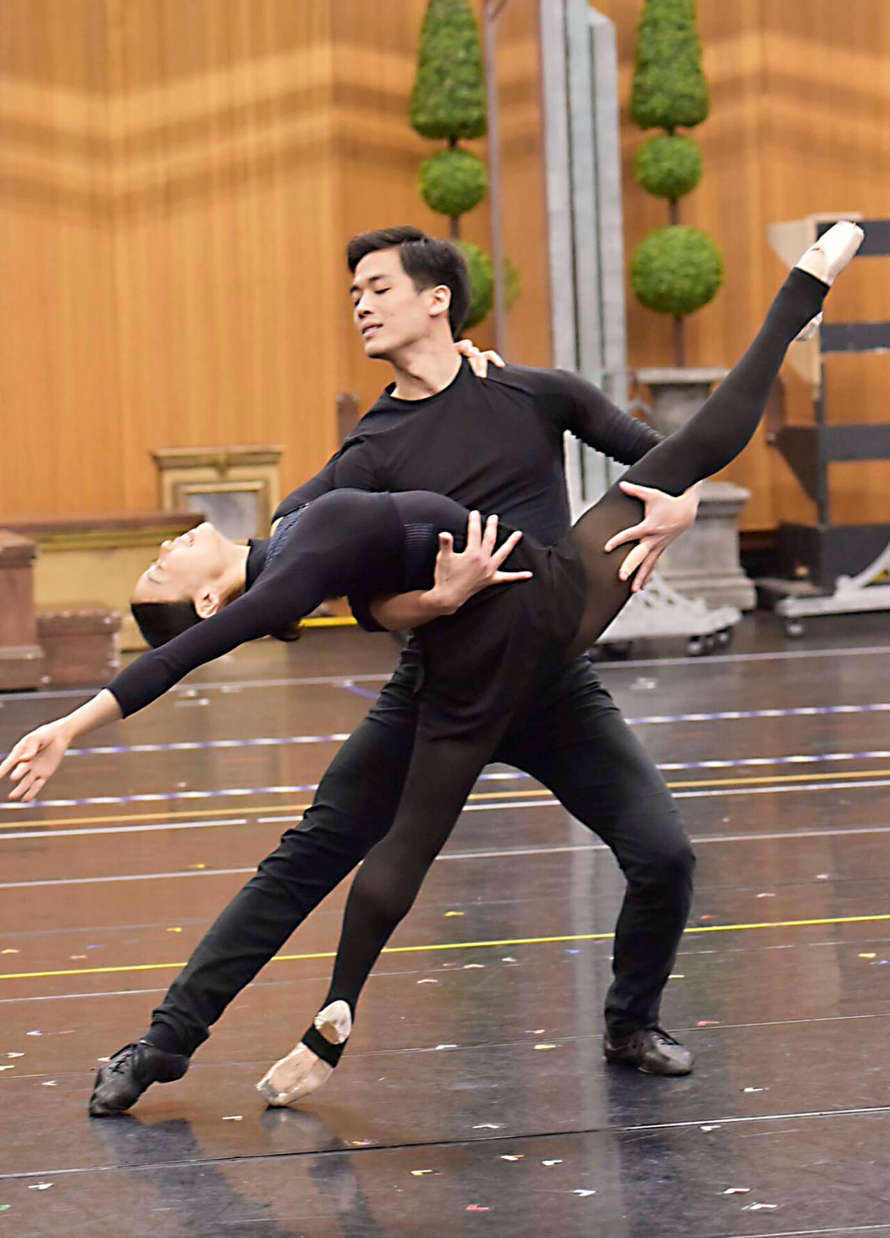 劇団四季がガーシュインの名曲で織りなす「パリのアメリカ人」稽古を公開